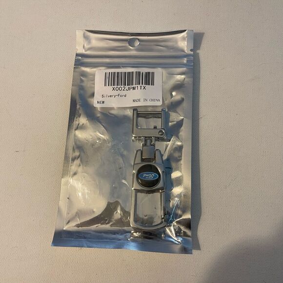Ford Key Fob Keychain in Metal NWT - Picture 8 of 8